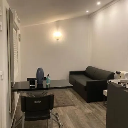 Mozart Apartament *